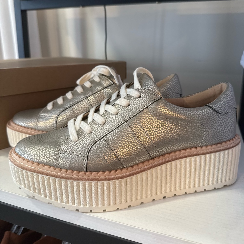 Dolce Vita Tiger Tennis Shoes